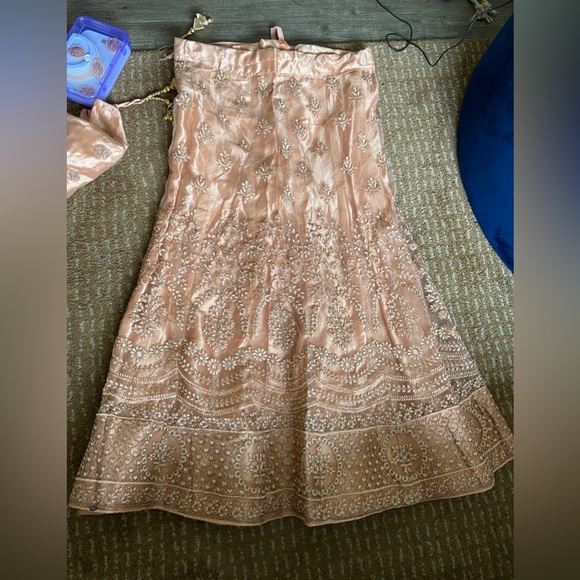 Lehenga - Picture 3 of 4